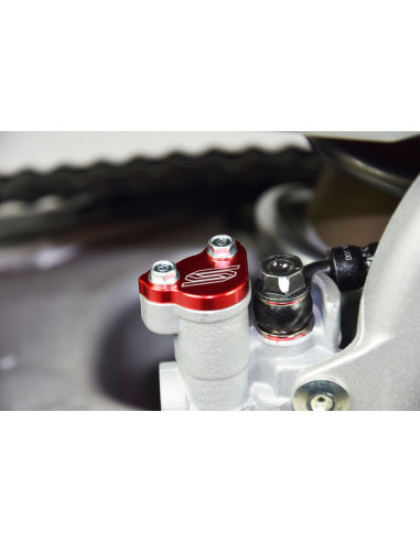Couvercle de maître-cylindre arrière SCAR rouge Honda