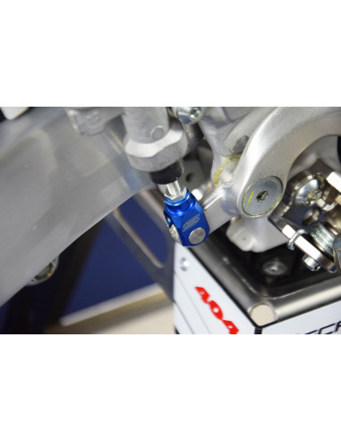 Chape de réglage de frein arrière SCAR alu bleu