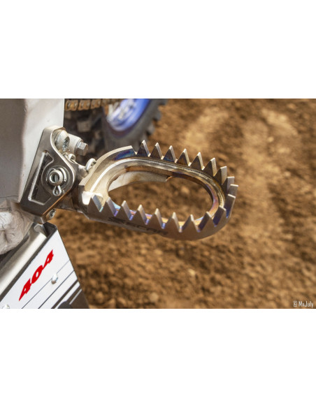 Repose-pieds SCAR anti-boue titane Yamaha YZ/YZF