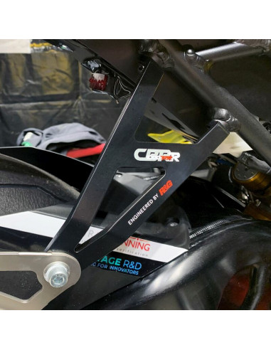 Patte de fixation de silencieux R&G RACING noir Honda CBR1000R-RR