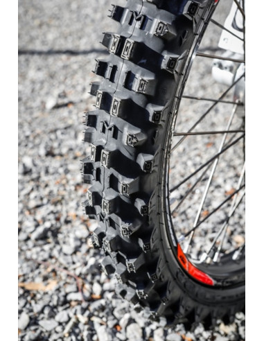 Pneu MICHELIN ENDURO MEDIUM 140/80-18 M/C 70R TT