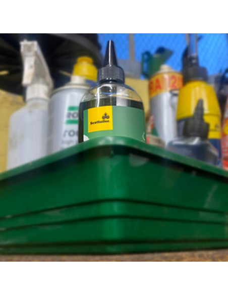 Lubrifiant vert biodégradable SCOTTOILER pour graisseur de chaîne électronique - 250ml