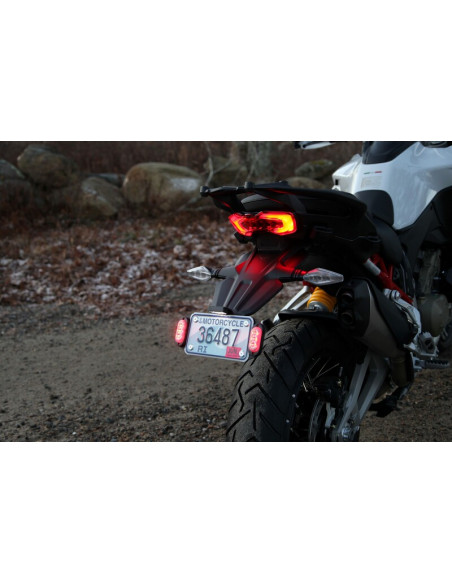 Kit de depositionnement d'éclairage de plaques DENALI