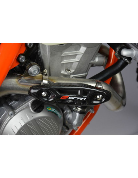 Protection échappement SCAR universelle carbone
