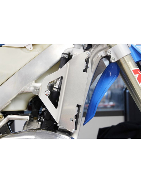 Protection de radiateur AXP Xtrem noir - TM Racing