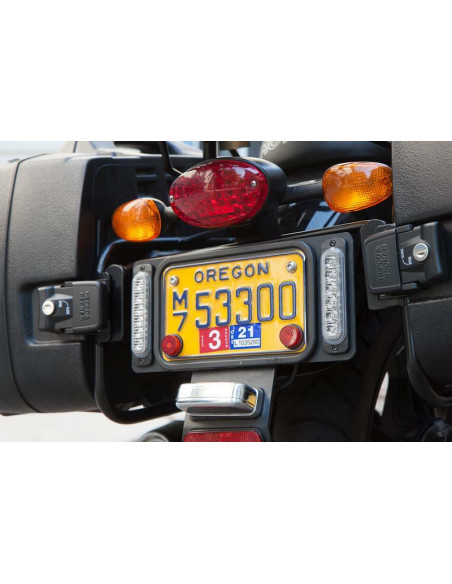 Feu stop DENALI B6 plaque d'immatriculation