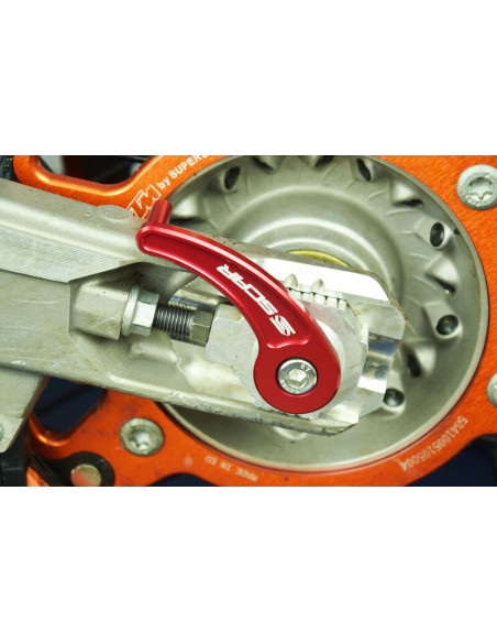 Tire-axe arrière SCAR rouge